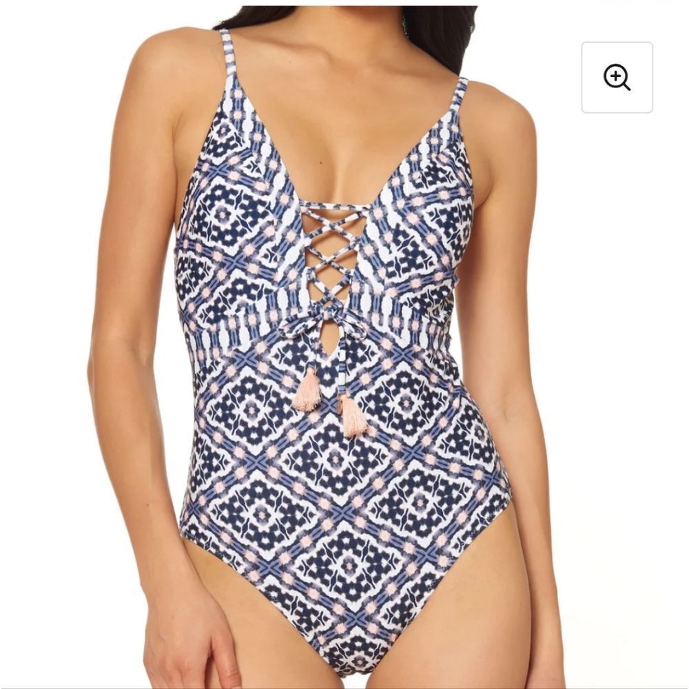 Jessica Simpson Women's Venice Beach Lace-up One Piece Swimsuit size small